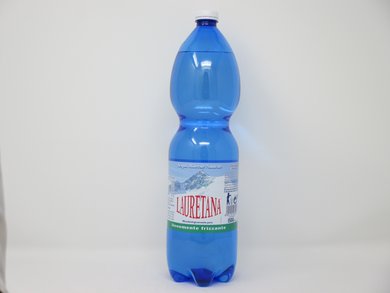 Acqua Lauretana Leggermente frizzante (1,5l)