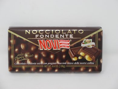 Cioccolato fondente nocciolato Novi